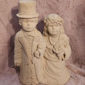 Austin Sculpture - Dee Crowley Bright Eyes - 1991 - Wedding Couple - Bride/Groom